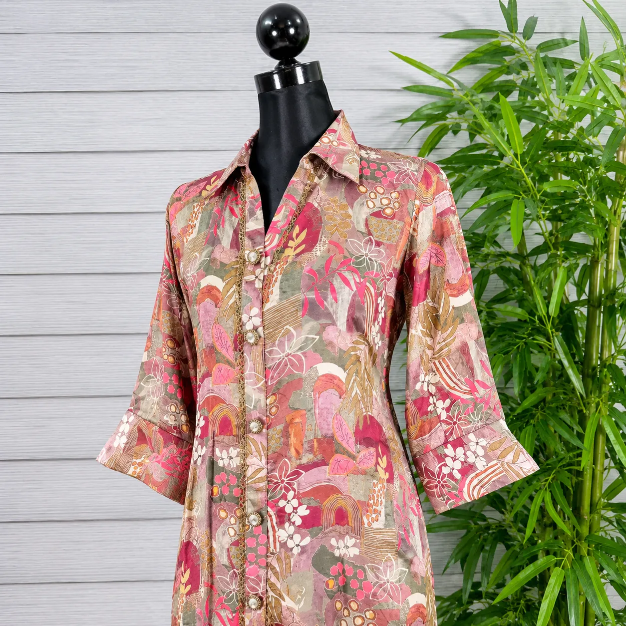 Floral Printed Long Kurti with Beige Straight Pants